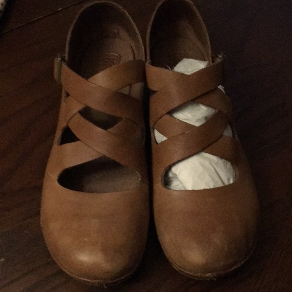 Comfortable earth shoe